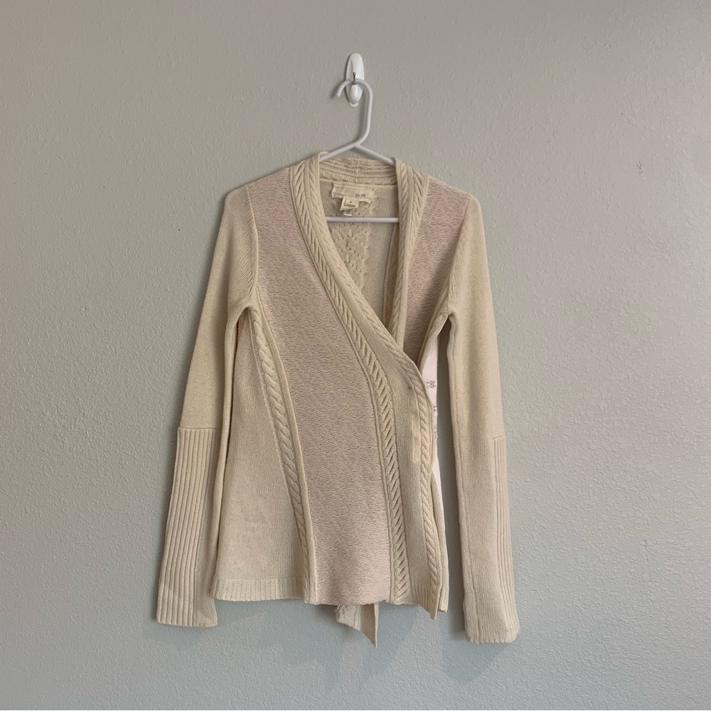 Ya Ya 100% cashmere cardigan sweater size Small